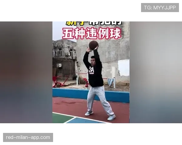 什么是五秒违例？比赛中这种常见的发球违例如何判定？